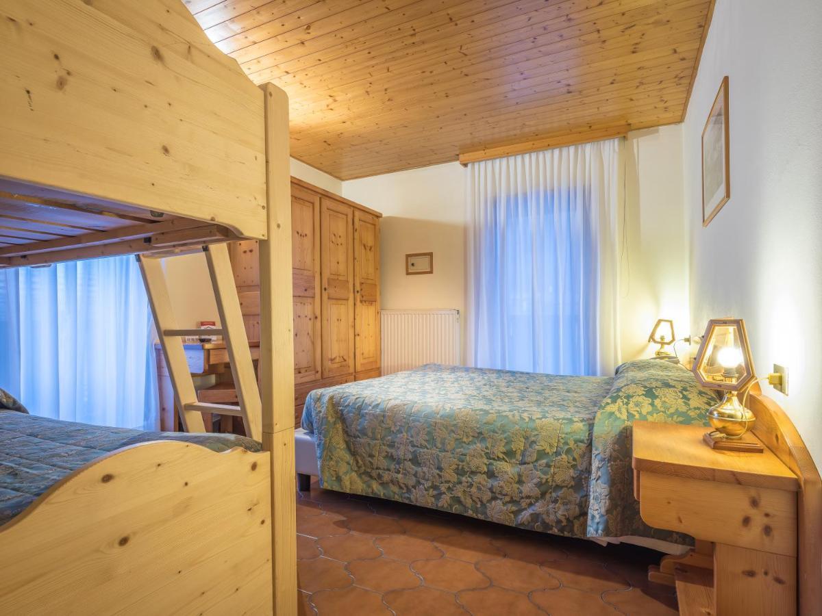 Albergo Dimaro Wellness Hotel Екстериор снимка